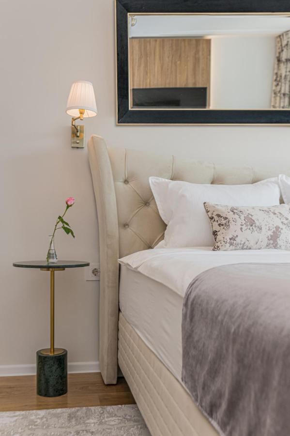 Mk Apartments Braşov Esterno foto